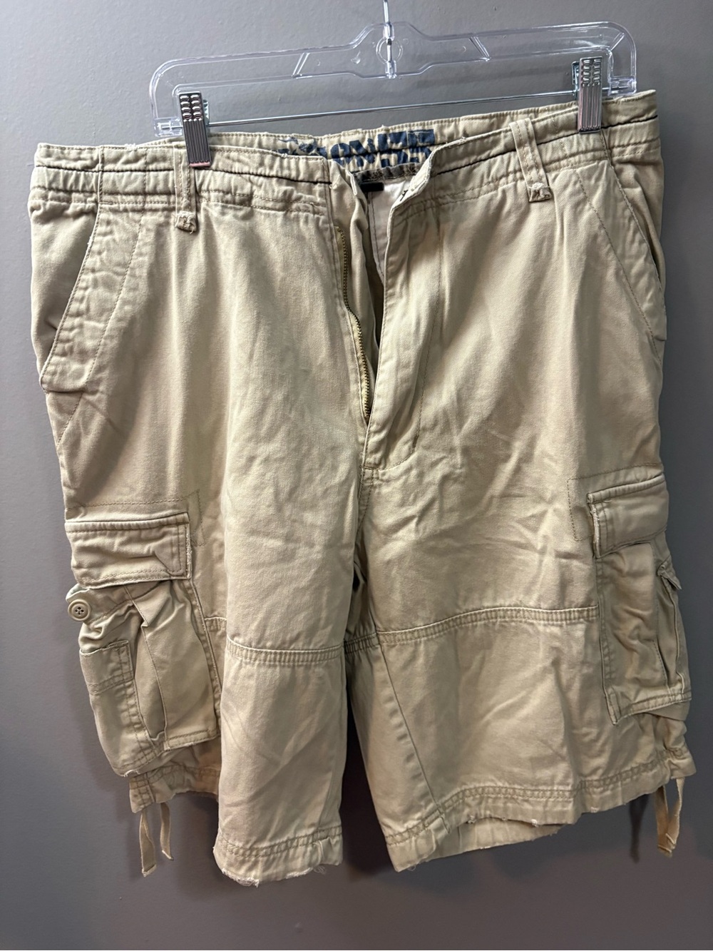 Men's Cargo Shorts - Beige